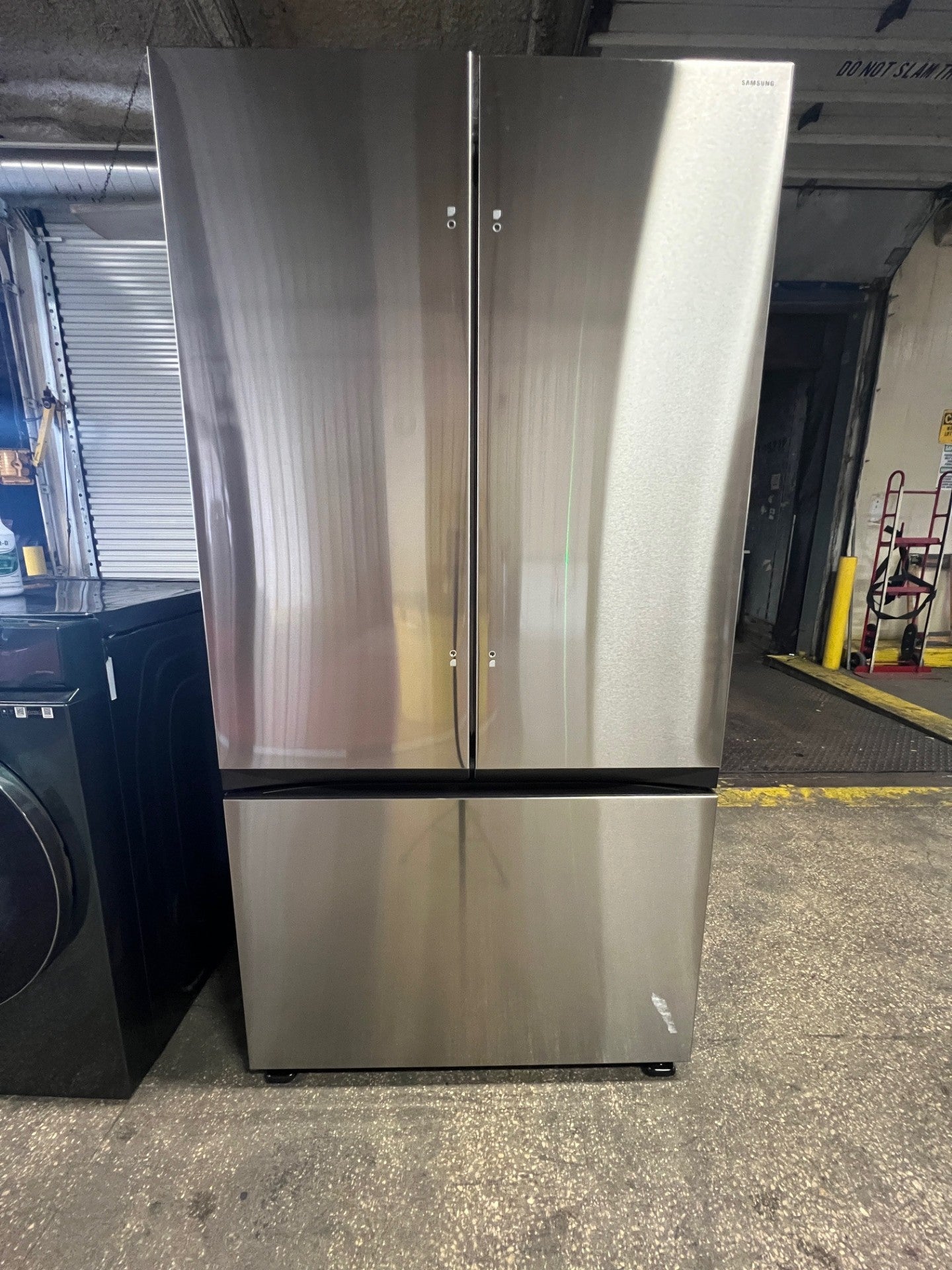 Samsung - 32 cu. ft. 3-Door French Door Smart Refrigerator with Dual Auto Ice Maker - Fingerprint Resistant Stainless Steel